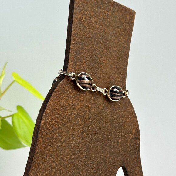 Vintage Oval Glass Cabochon Bracelet with Gold-Tone Links 7" - Picture 8 of 9